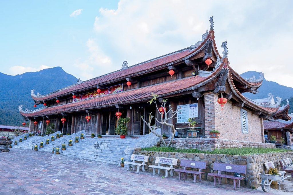 Chua tay yen tu bac giang3 1024x682